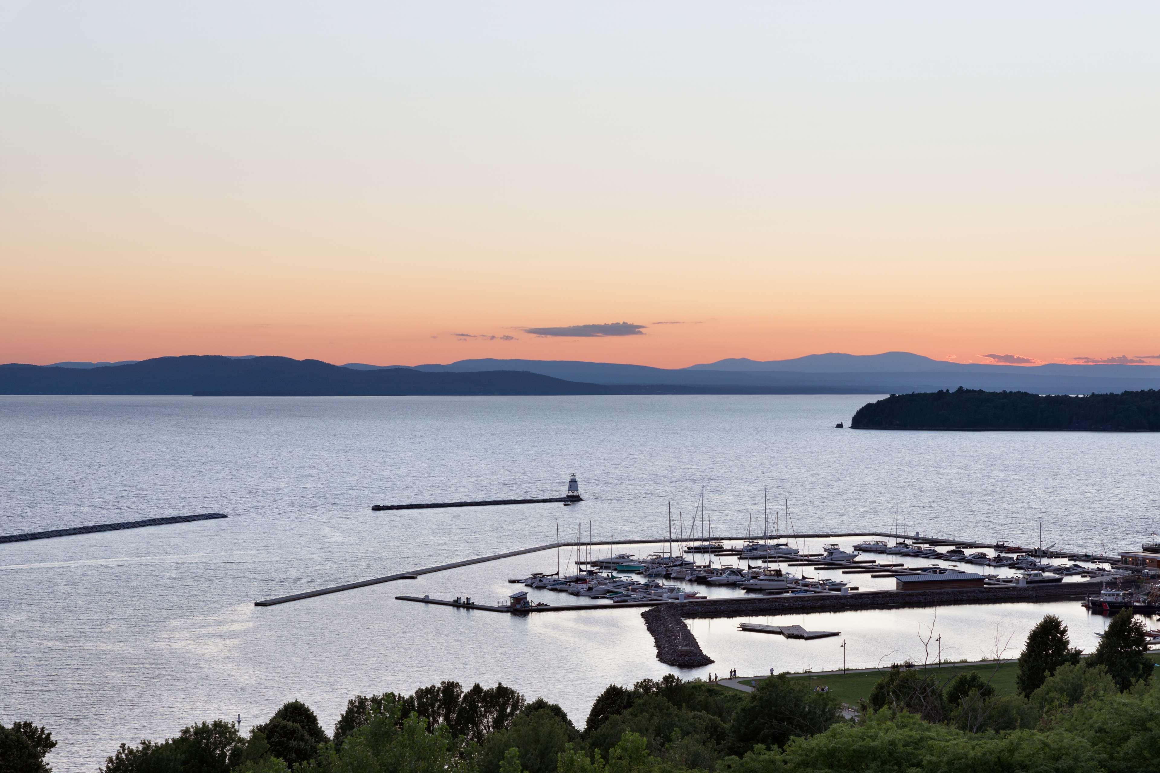 Hotel Champlain Burlington, Curio Collection By Hilton Exterior photo