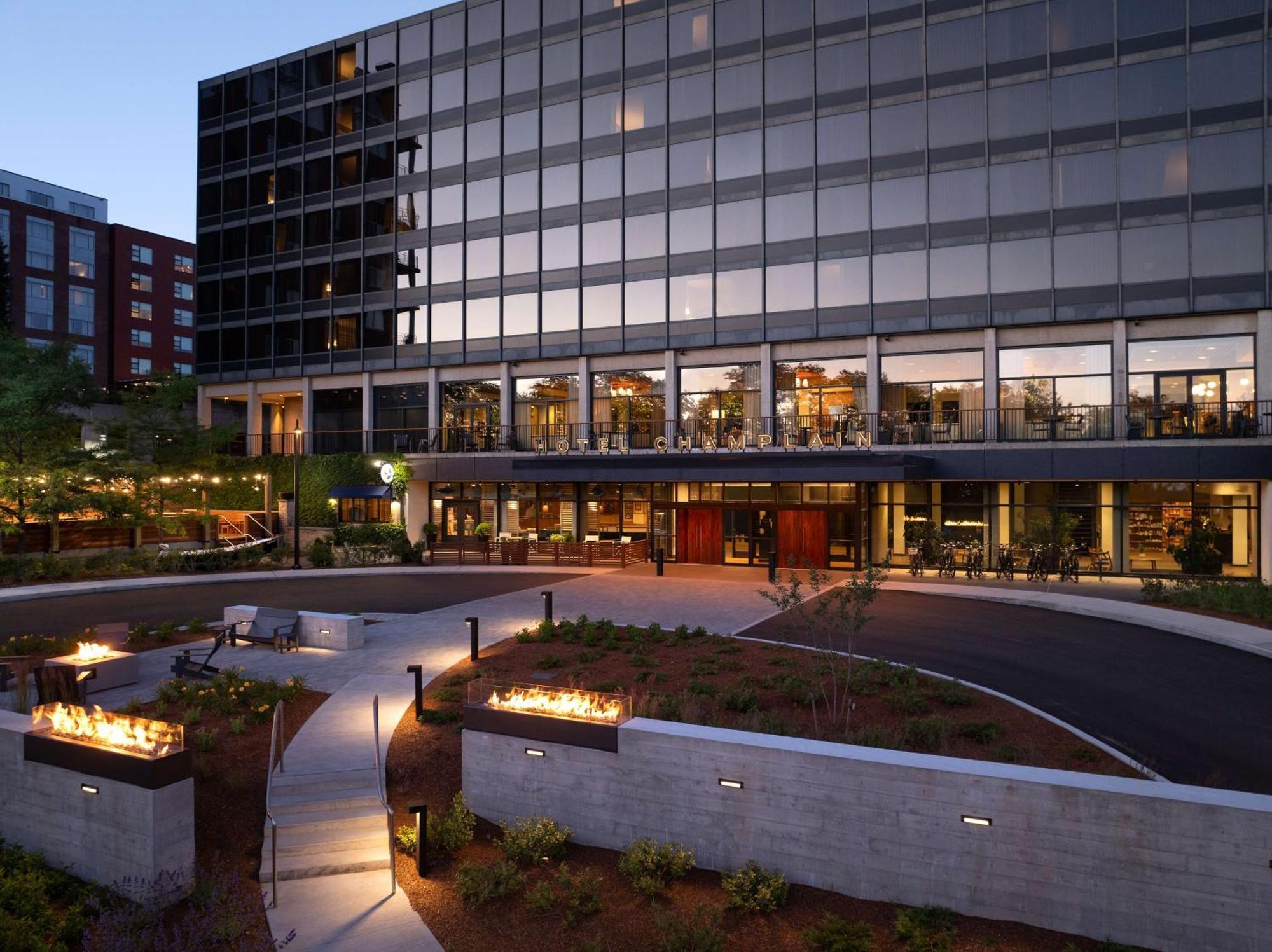 Hotel Champlain Burlington, Curio Collection By Hilton Exterior photo